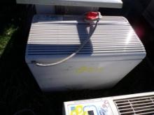 Large Air Conditioner (6194)