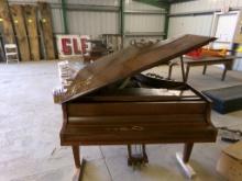 Schomacker Baby Grand Piano (2720)