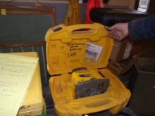 Spectra LL400 Laser Level, Panel Lights Doesn't Light and Spin, With Case (