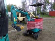 New AGT Industrial H15 Mini Excavator with Open Cab, Canopy,Green/Blue Grad