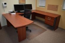 LOT: U-SHPAED DESK, 2 DRAWERS, PULL OUT KEYBOARD TRAY,