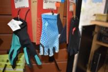 (3) PAIRS OF BIKE GLOVES, SIZE SMALL, WOMENS