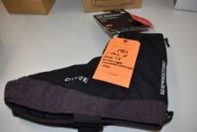 PAIR OF GORE C5 WINDSTOPPER INSULATED OVERSHOES, XXL