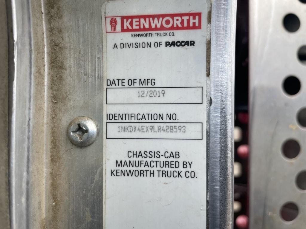 2020 Kenworth T800 Tri-Axle Log Truck