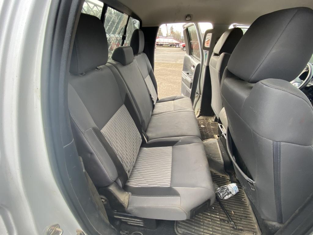 2016 Toyota Tundra SR5 Crew Cab 4x4 Pickup