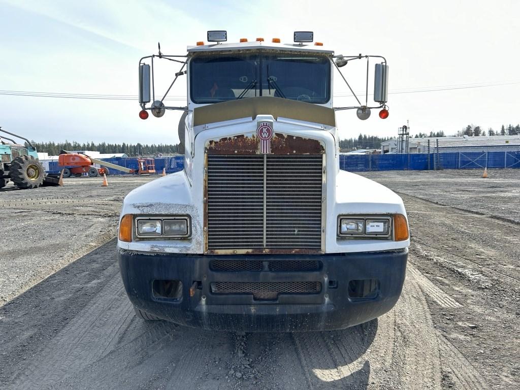 1986 Kenworth T600A T/A Water Truck