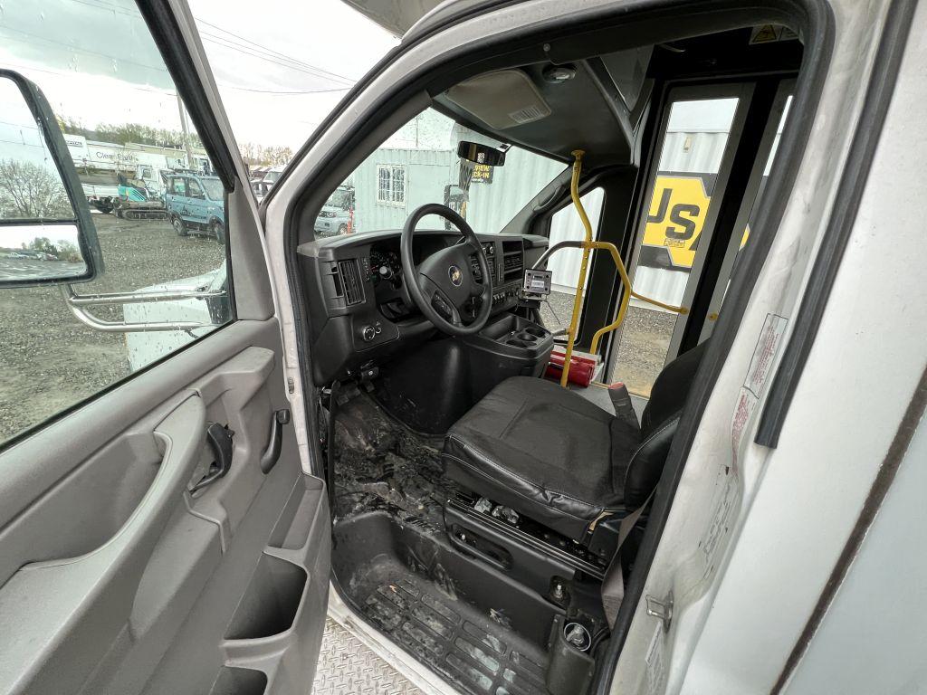 2012 Chevrolet 4500 Paratransit Bus