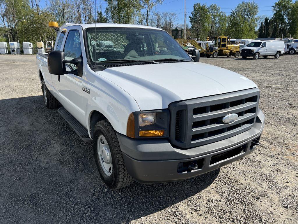 2005 Ford F250 SD Extra Cab Pickup