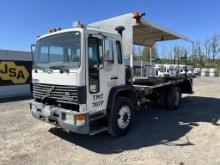 1995 Volvo FE Flatbed Truck