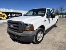 2005 Ford F250 XL SD Extra Cab Pickup