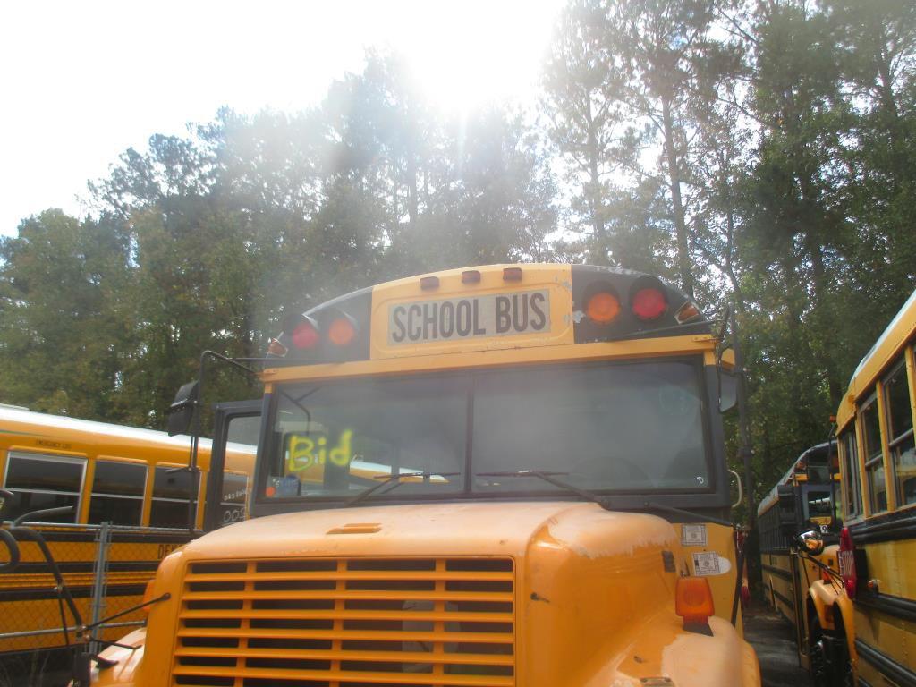 2000 Blue Bird School Bus, International T466