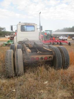 1988 Mack Semi Tractor R690ST