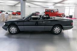 1995 Mercedes-Benz E 320