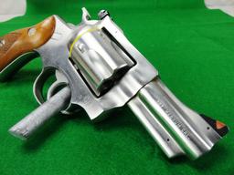 Ruger Security Six .357-Mag, Stainless, 2¾” Bbl., SN:160-51212 (Handgun)