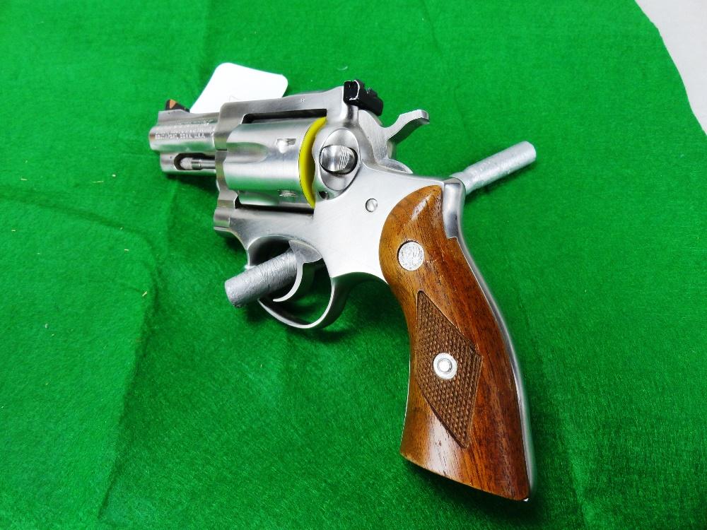 Ruger Security Six .357-Mag, Stainless, 2¾” Bbl., SN:160-51212 (Handgun)