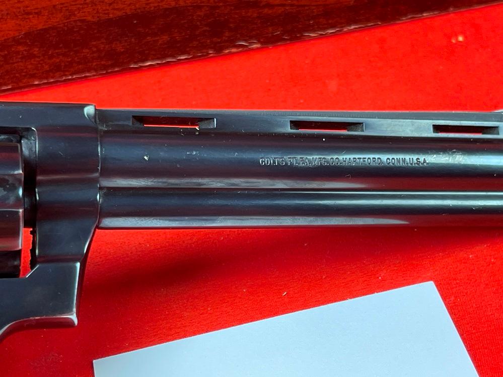 Colt Diamondback, .22 LR, 6" Bbl., Very Good Condition, w/Box, SN:S82469 (HG)