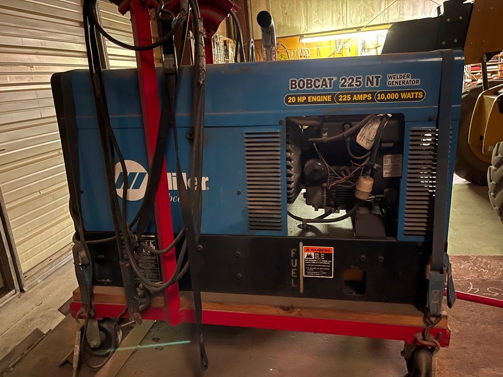 Bobcat 225NT Generator/Welder (120.8 Hrs.) 20HP/225 Amps/10K Watts, On Trailer