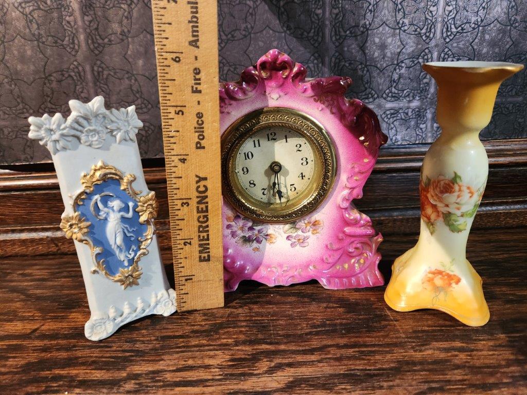 Ansonia "Fern" style Porcelain Boudoir Mantle Clock