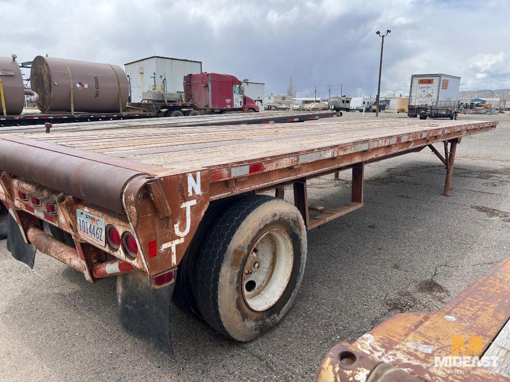 Flat bed Trailer