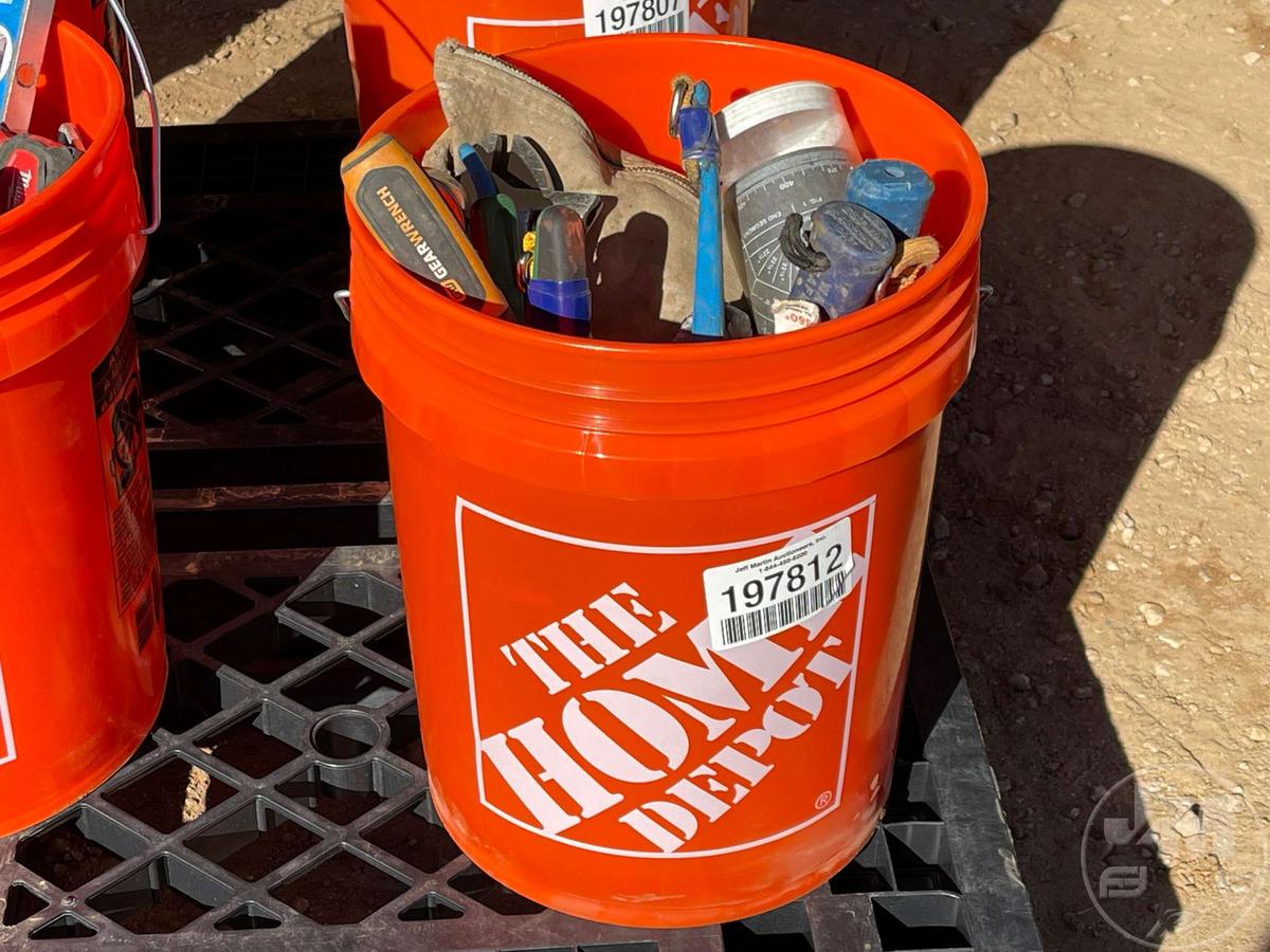 BUCKET OF USED MISCELLANEOUS HAND TOOLS