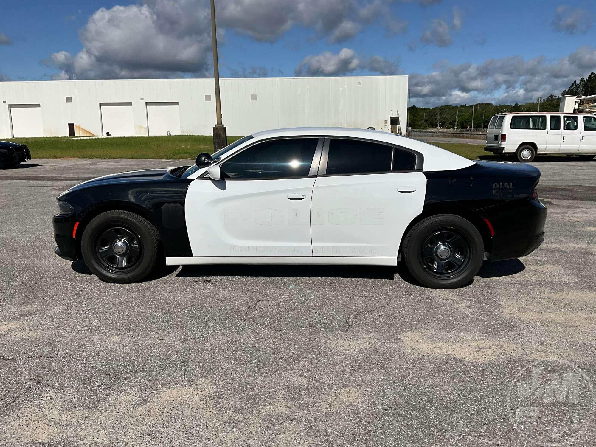 2015 DODGE CHARGER VIN: 2C3CDXAT5FH772070 2WD
