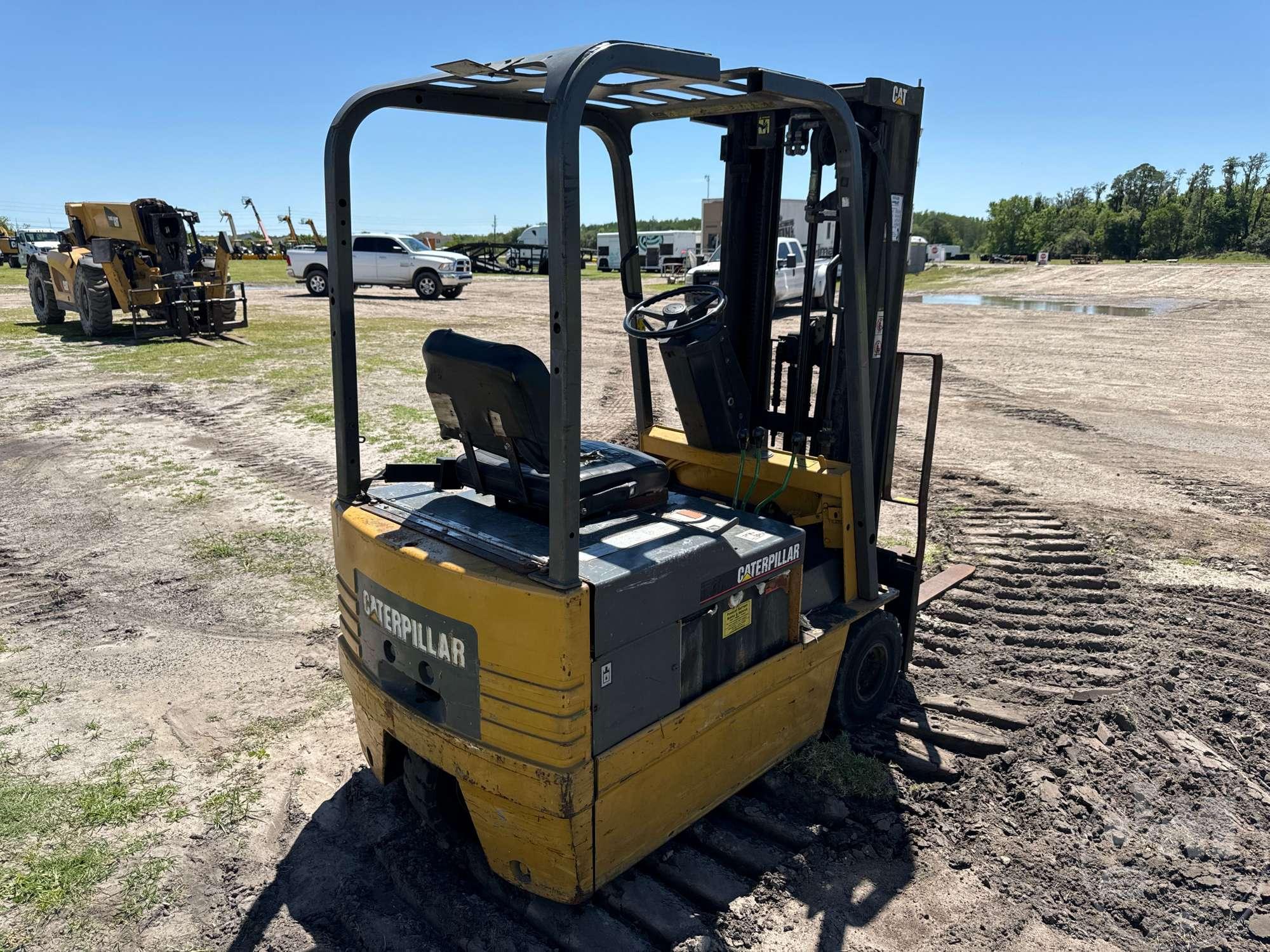CATERPILLAR  EP15T36A SN: 4SM00543 ELECTRIC FORKLIFT