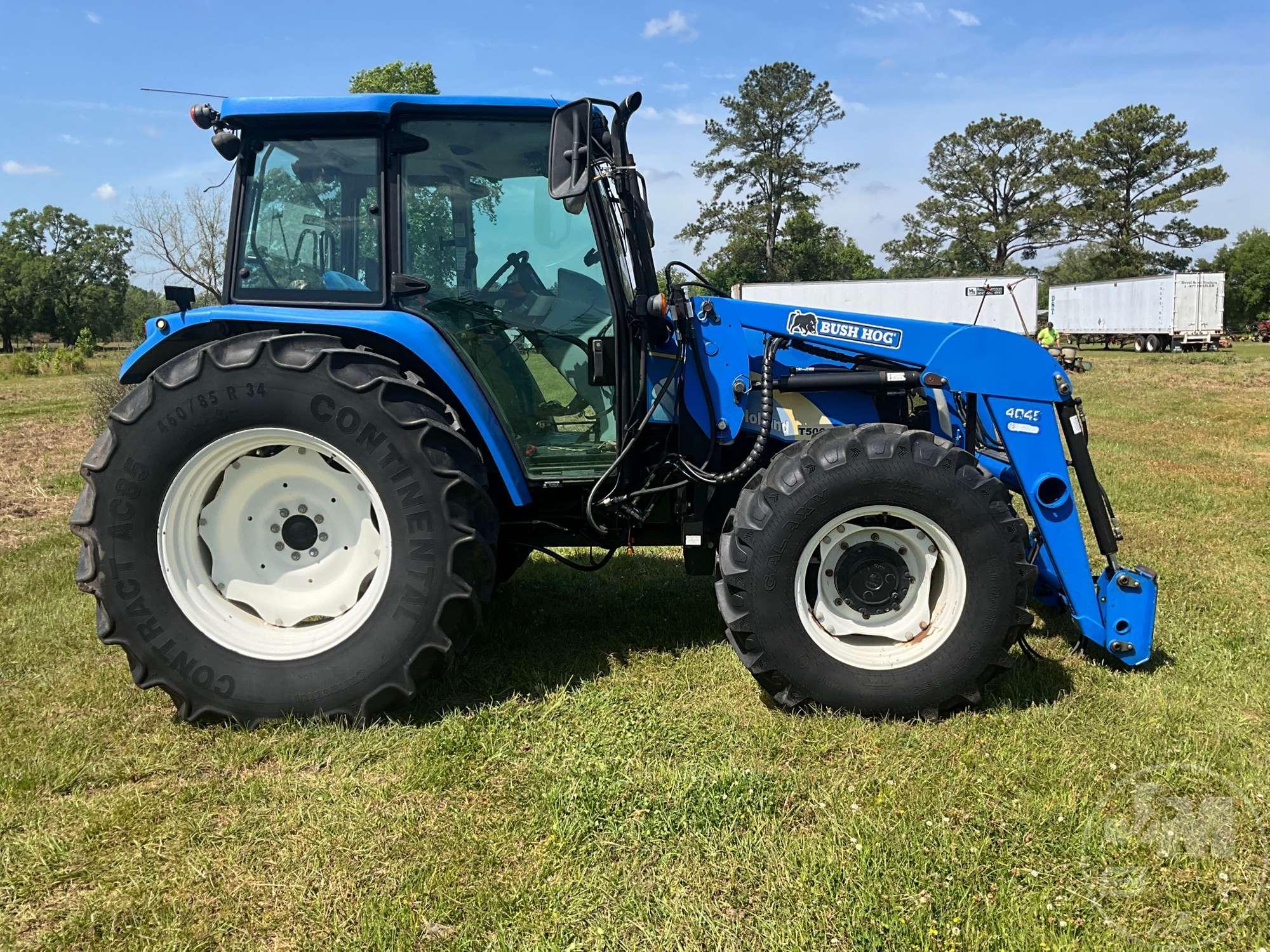 NEW HOLLAND T5060 4X4 TRACTOR W/ LOADER SN: ZBJH24022