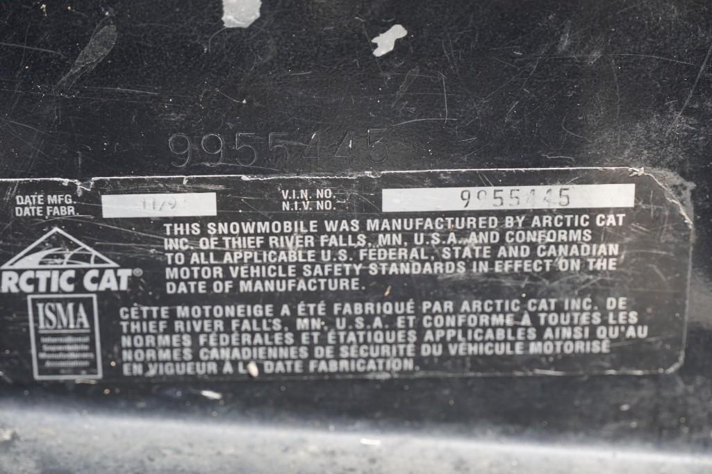 Artic Cat 370Z Snowmobile*