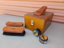 WOODEN SHOESHINE BOX WITH 100% HORSEHAIR BRUSHES