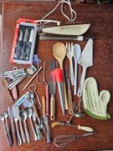 KITCHEN GROUPING including NEW knife set,.electric knife vintage pieces