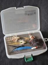 6 in. ORVIS FLY FISHING BOX with 6 FLIES