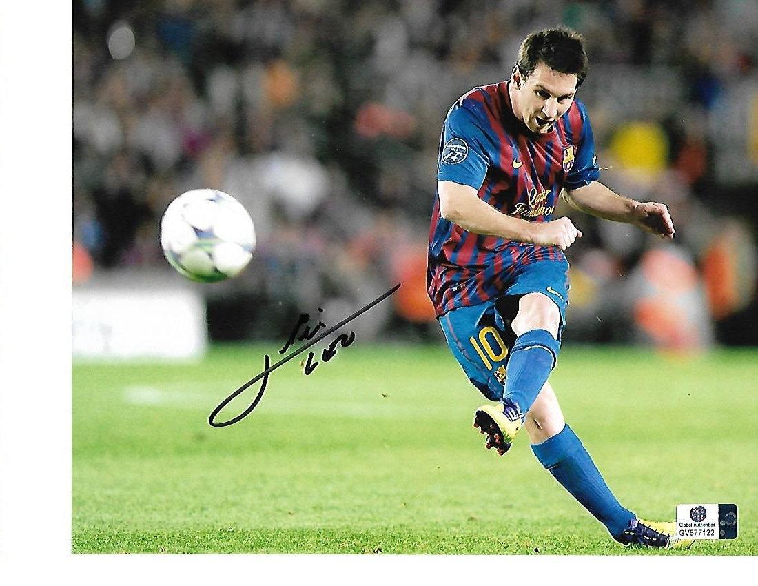 Lionel Messi Barcelona Autographed 8x10 Photo w/GA coa