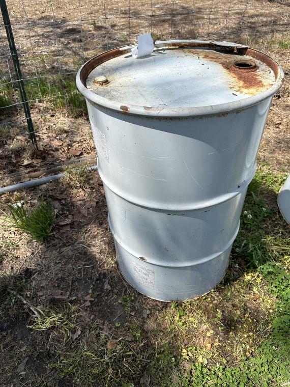 50 gallon drum with lid