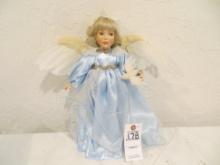 Heritage Siganture Collection 80025 2005 Angel Porcelain Doll