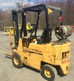 Hyster 30LP Forklift w/air tires