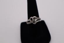 3.6 g. Sterling silver heart ring size 7