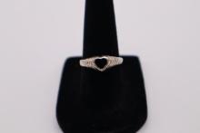 2.0 g. Sterling silver heart ring size 7