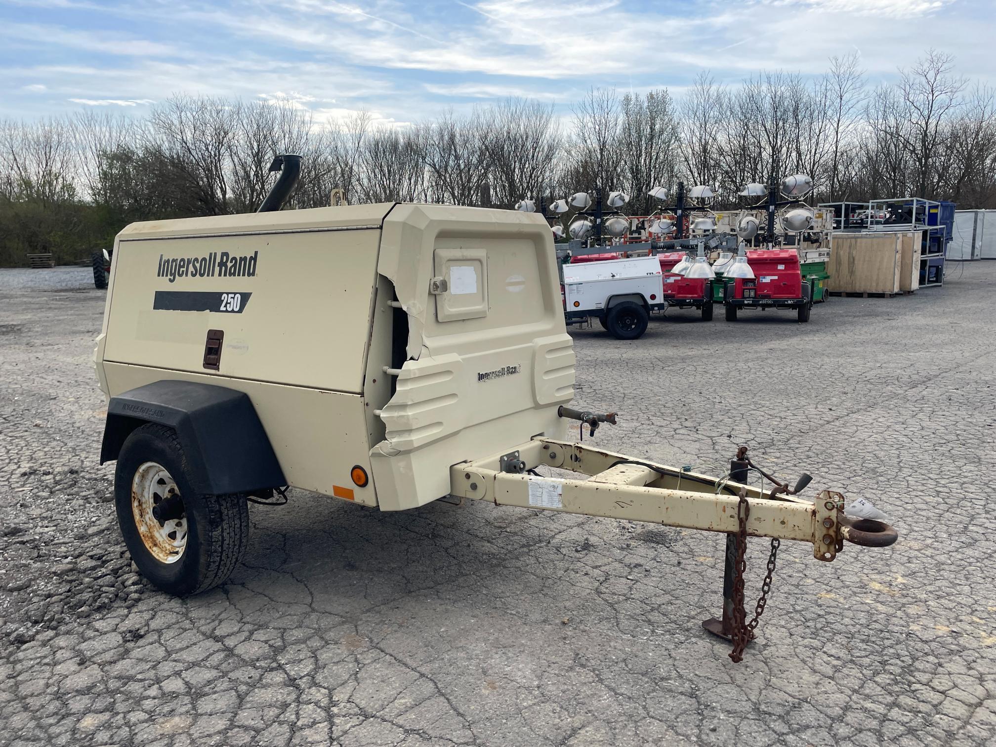 2003 Ingersoll Rand 250 Towable Air Compressor