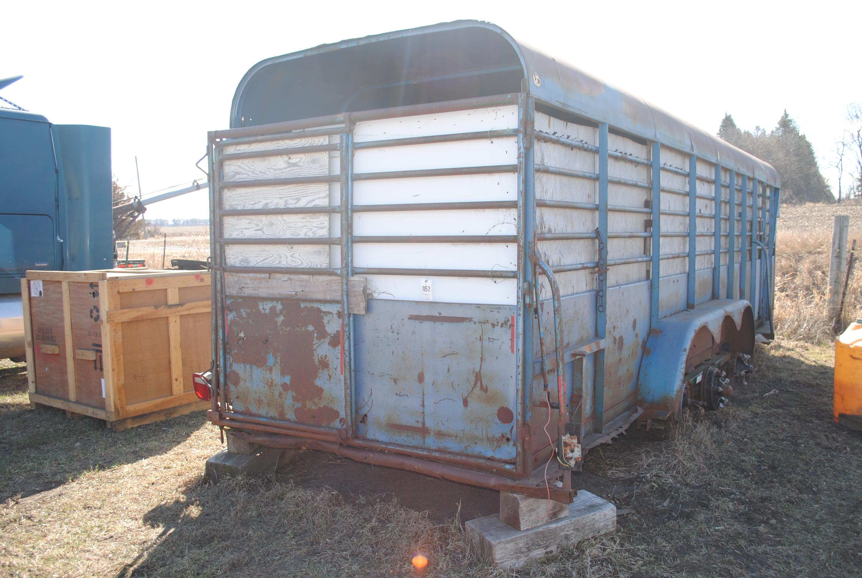 24' Gooseneck Trailer, tri-axle, missing 3 tires on passenger side, NO TITLE - Farm use only! Will h