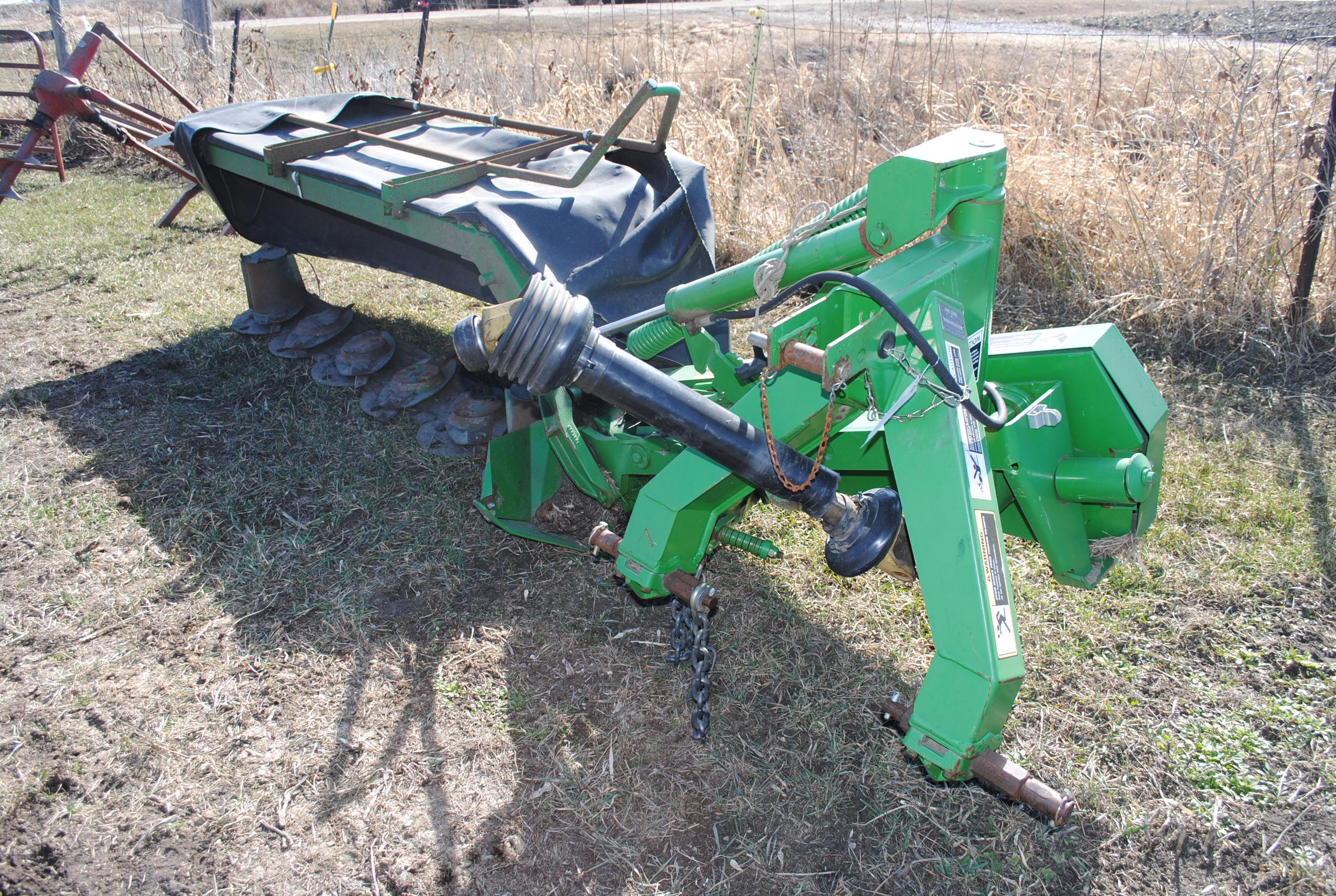 John Deere Model 265 3-Point Disc Mower, 540 pto, 6 turtles, extra knives & box of extra parts, with