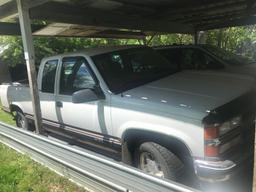 1997 Chevy Silverado C1500 ext. cab Pickup, am/fm, a/c, Protective bedliner, hitch, 112,000 miles