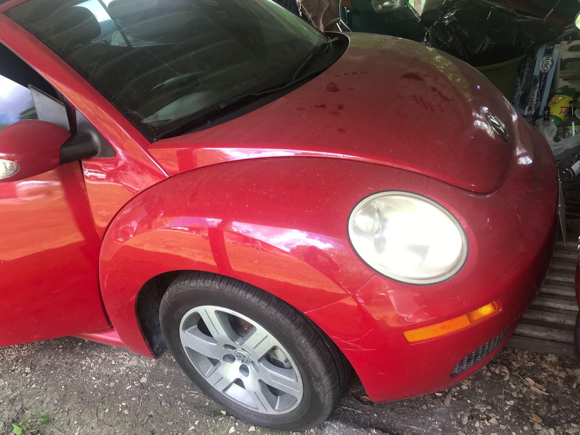 2006 VW Bettle Convertible, 2 dr, red, black leather, auto
