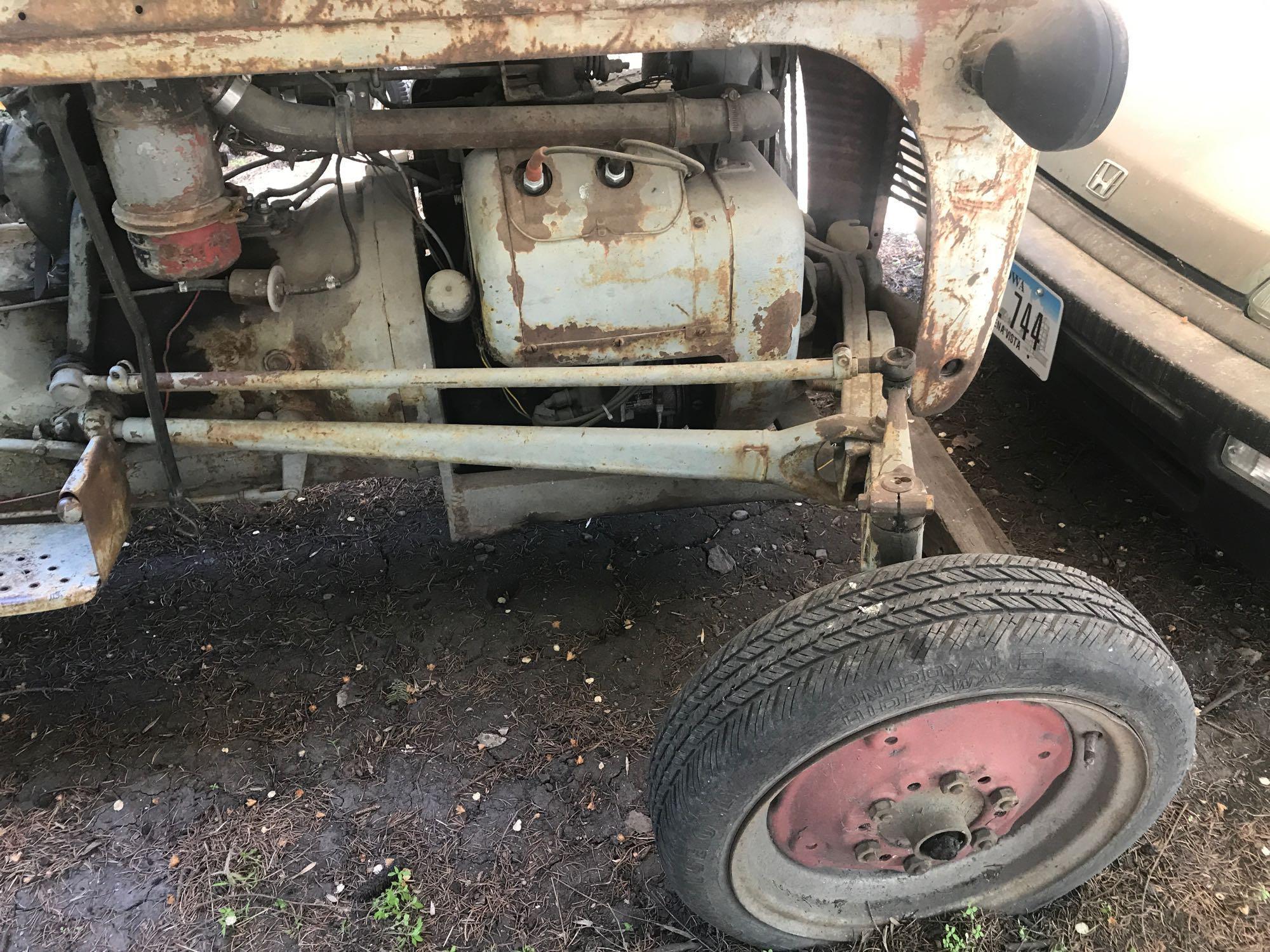 Custom Made gas Tractor w/Harry Ferguson main frame, fenders, wf, 4 cyl, Wisconsin air cooled