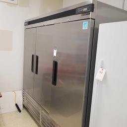 Blue Air BSF72cf Commercial 3 Door Stainless Steel Freezer 8 months old