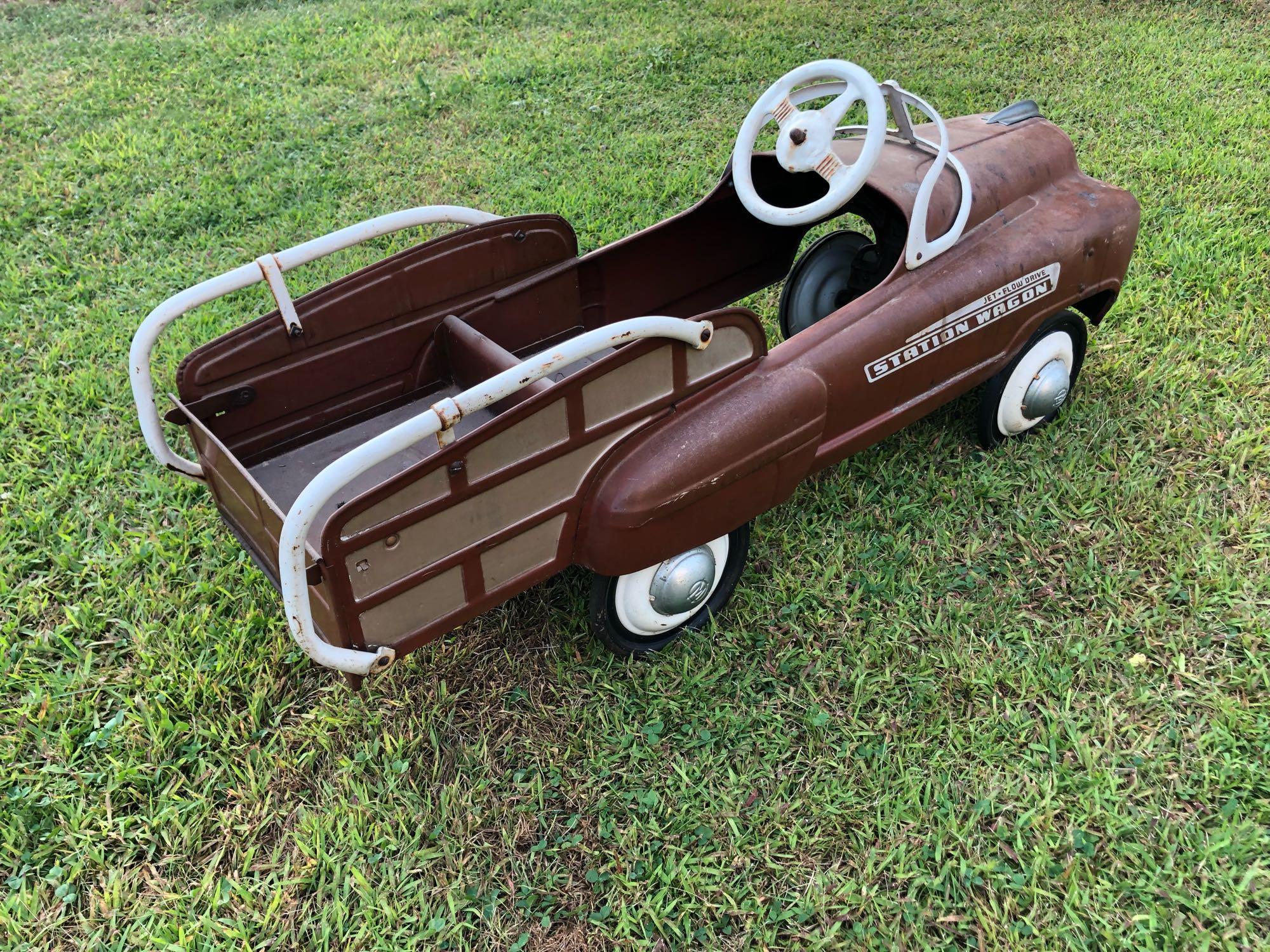 Metal Jet-Flow Drive station wagon pedal-car, w/rear seat & storage compartment. Complete w/pedals,
