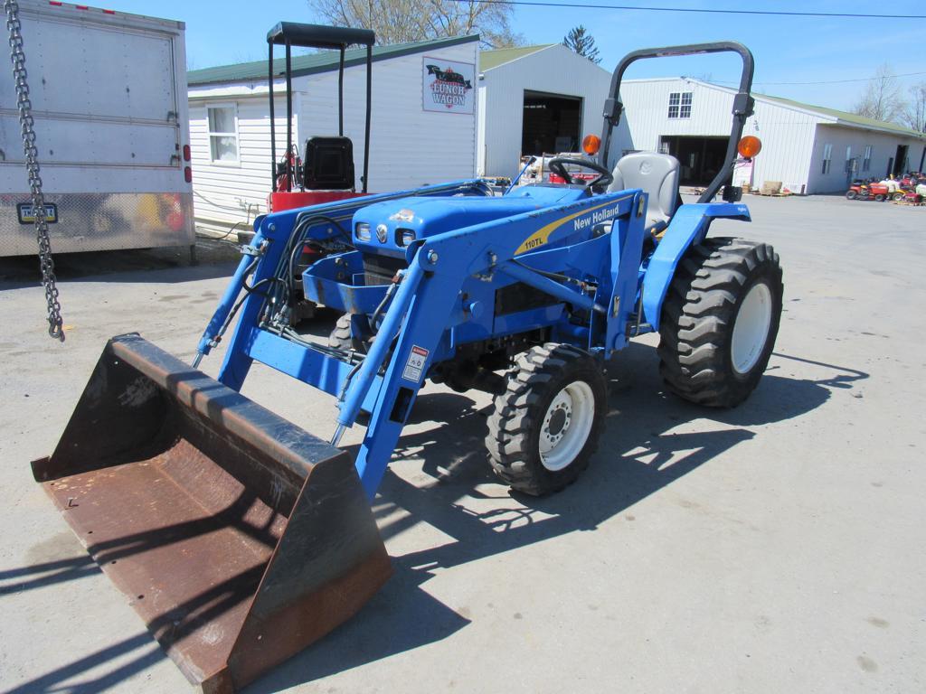 NH T1510 4WD Tractor w/ Loader, Hydro,Dsl,ROPS