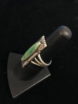 Old Pawn Native American Tall Sterling Silver & Green Turquoise Ring - Size 7