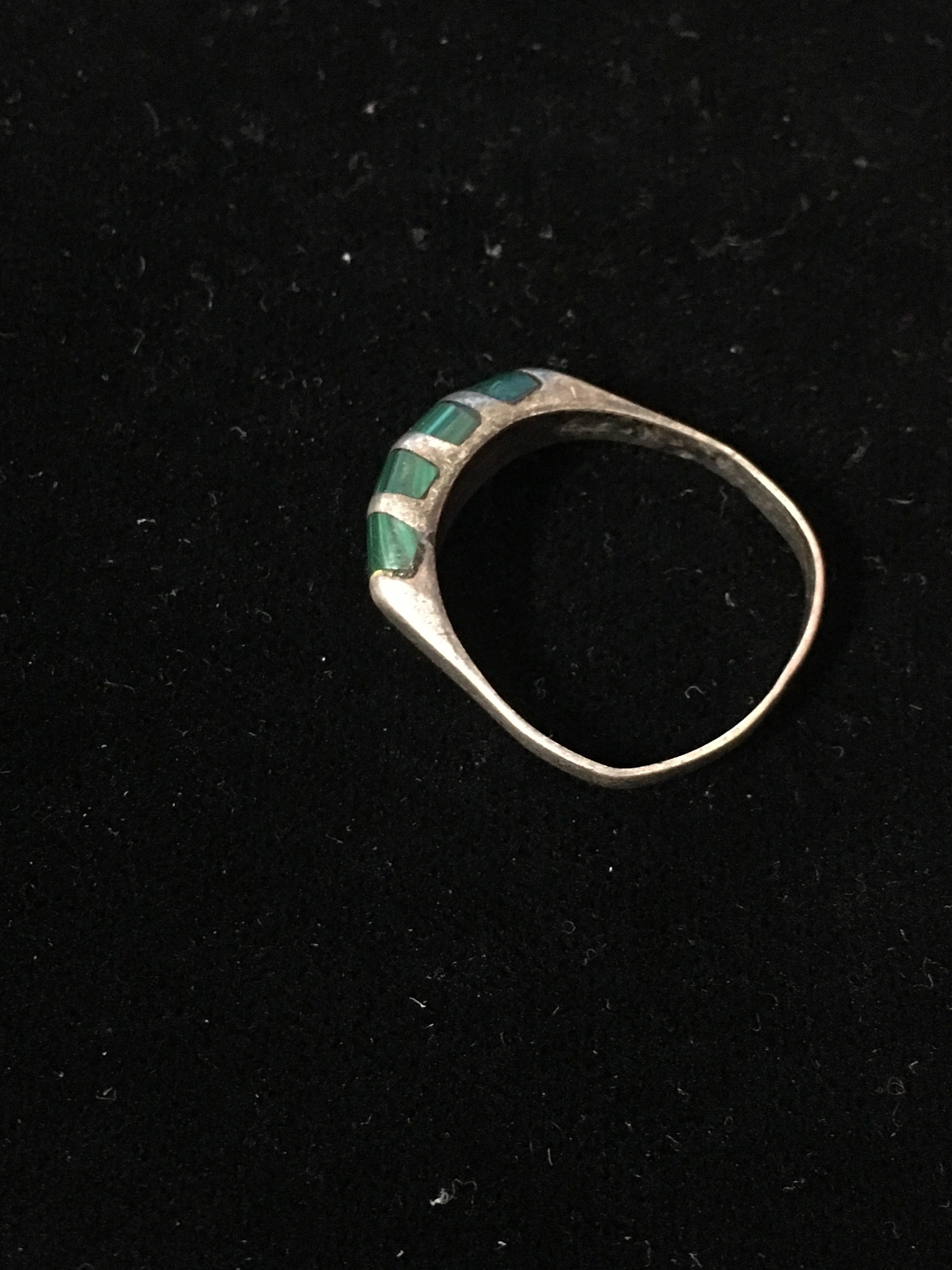 Old Pawn Taxco Sterling Silver & Malachite Ring - Size 7