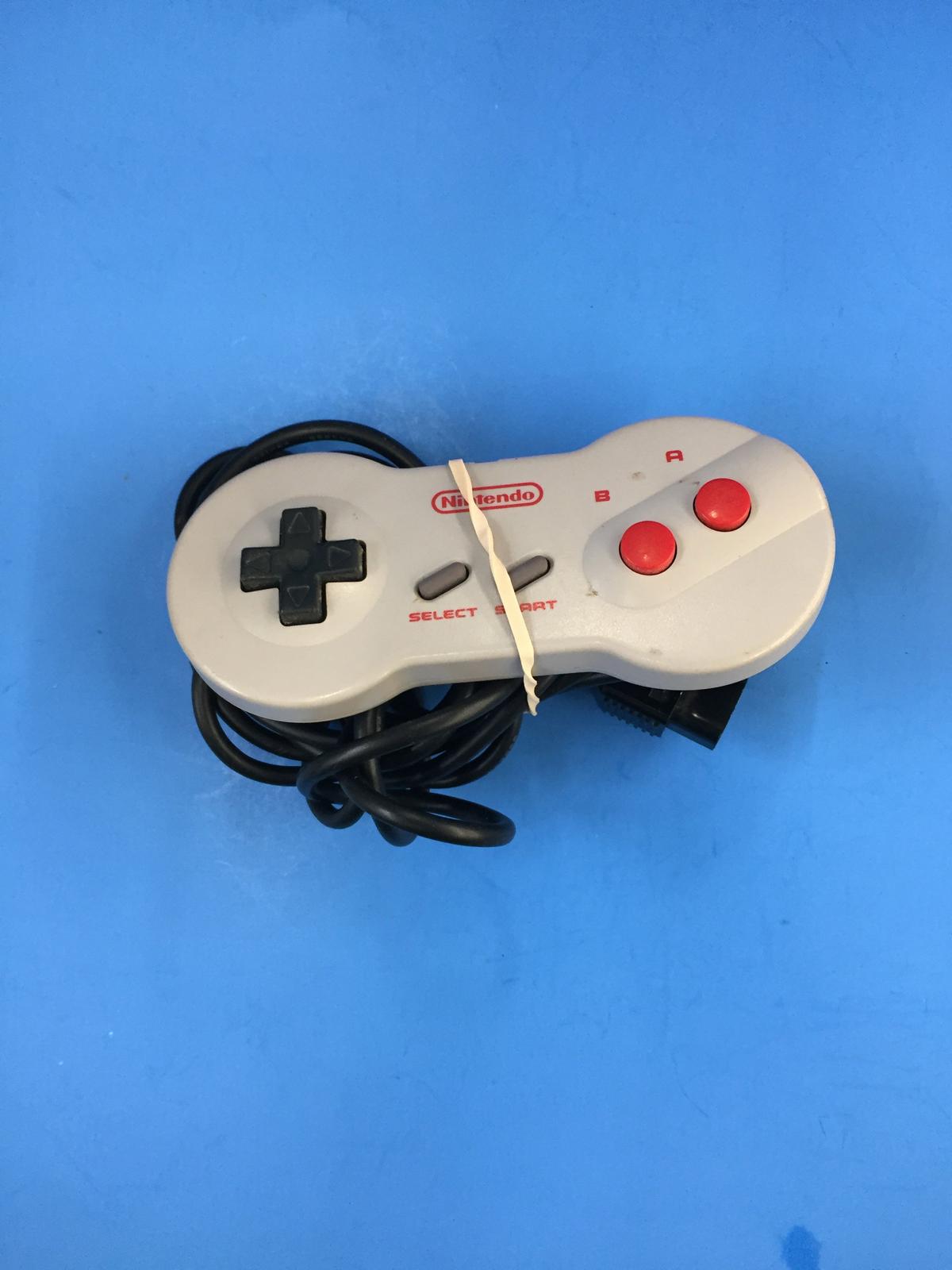 Original Nintendo NES Alternate Game Pad Controller