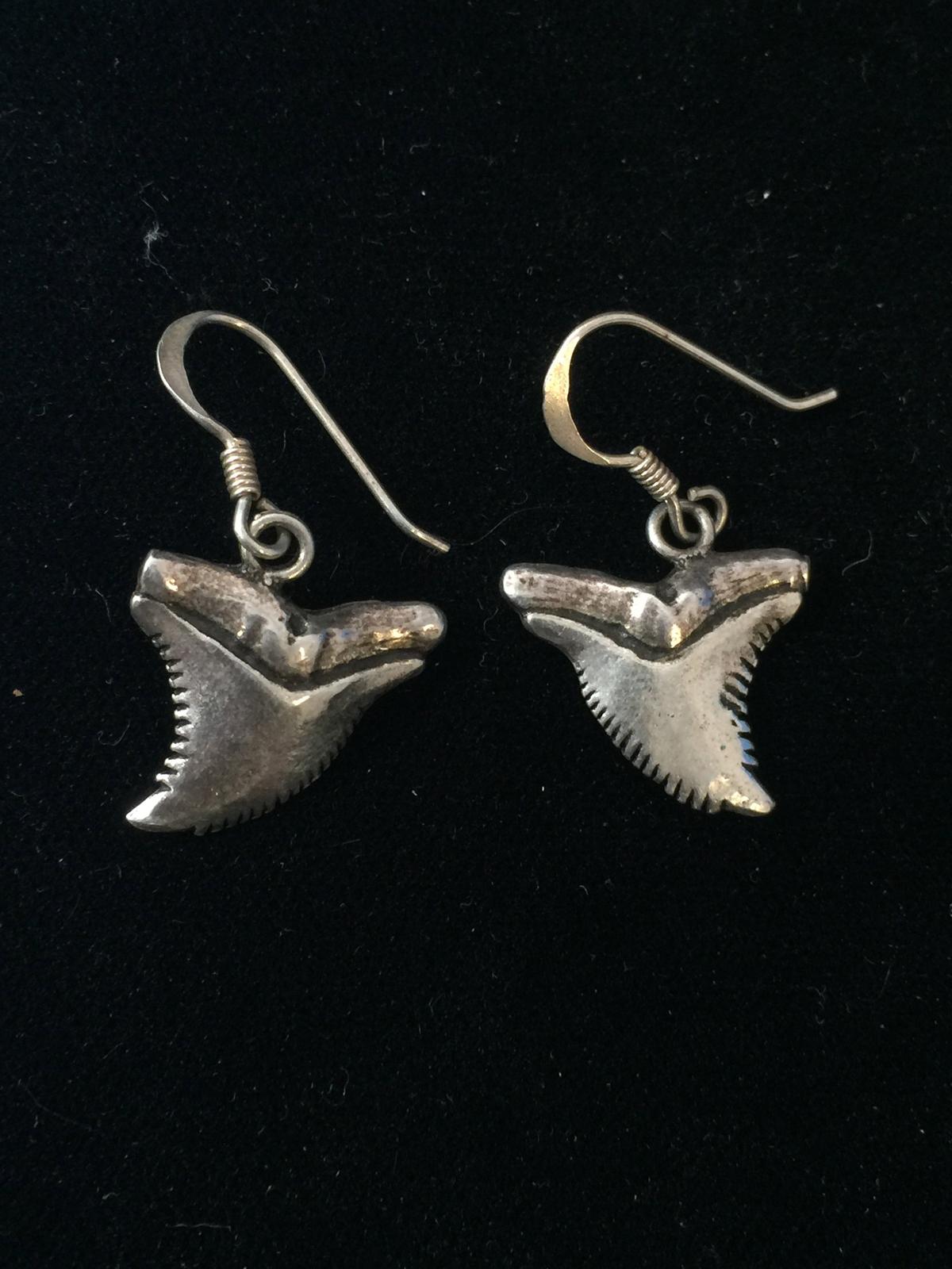 NTS Carved Sterling Silver Sharktooth Earrings
